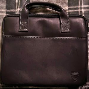 TAHOE "BROWN BAG CO" Saddle Leather Black Leather handbag.